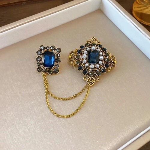 Pearl square brooch - pearl,