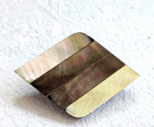 Mother pearl shell - of,