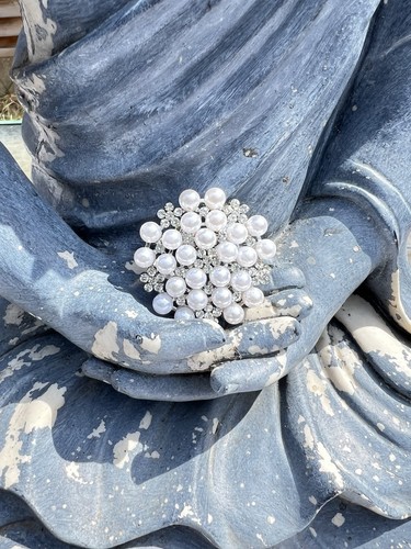 Costume pearl brooch - costume,