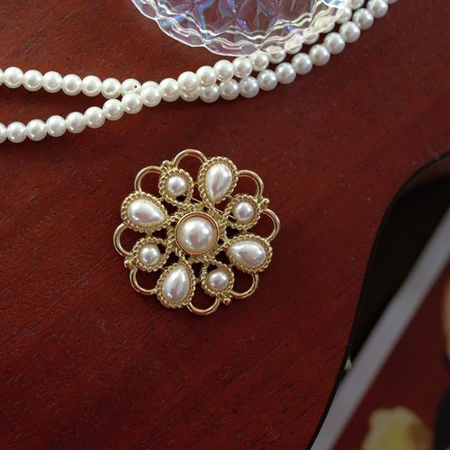 Vintage baroque pearl - baroque, brooch