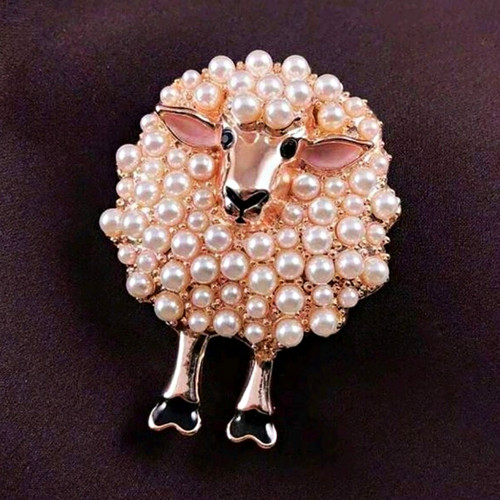 Pink faux pearl sheep - pearl,