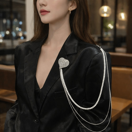 Long chain tassel pearl - chain,