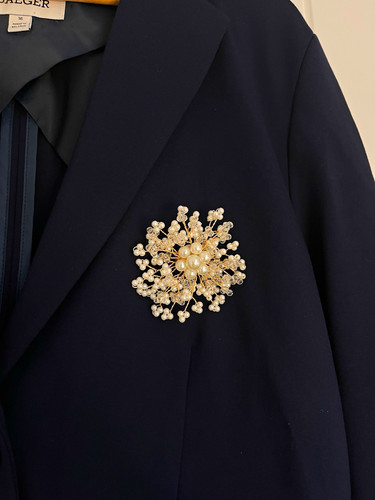 Gold tone white - gold,