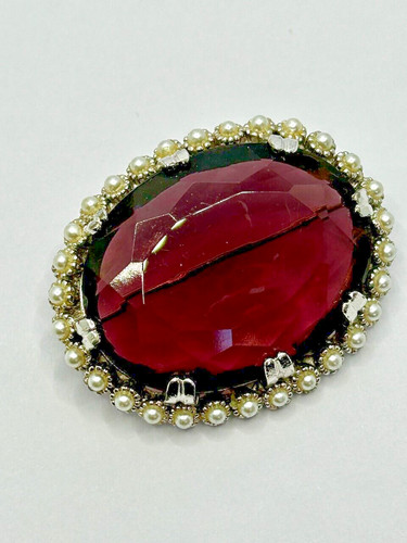 Purple brooch pearl glass oval - purple,