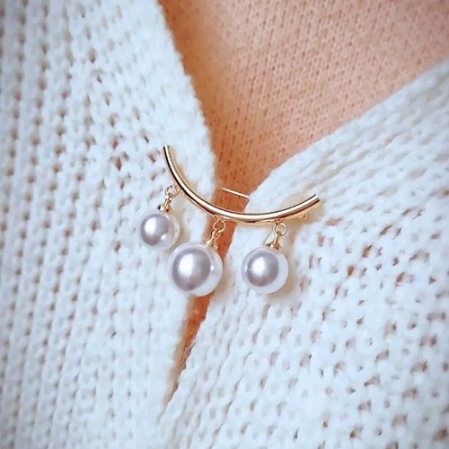 Elegant pearl brooch - pearl,
